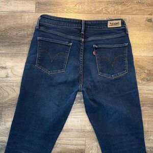 Levi's Women's Dark Blue Straight Leg Jeans